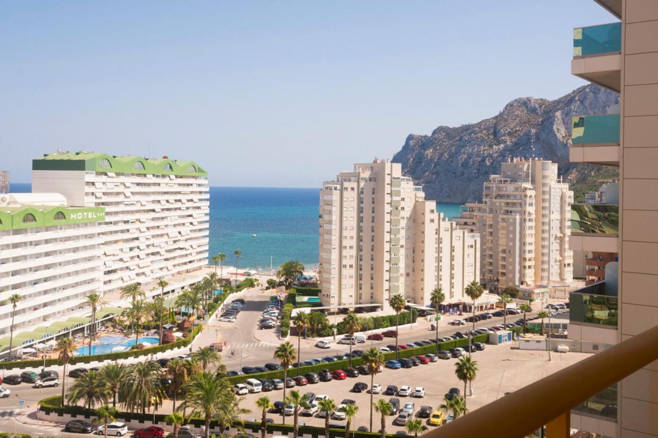 Apartamentos Ambar Beach Калпе Екстериор снимка