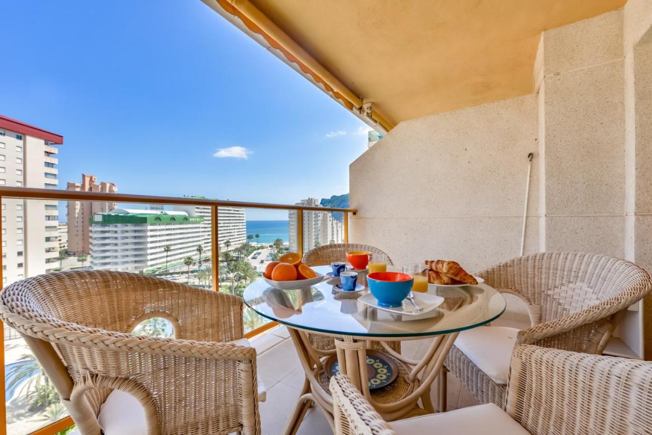 Apartamentos Ambar Beach Калпе Екстериор снимка