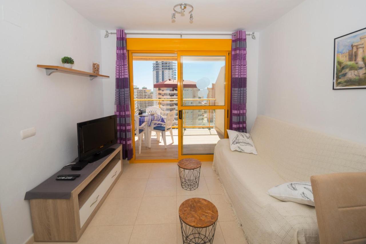 Apartamentos Ambar Beach Калпе Екстериор снимка