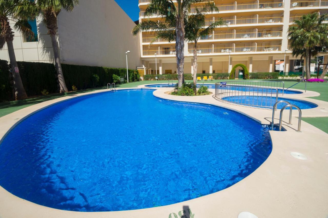 Apartamentos Ambar Beach Калпе Екстериор снимка