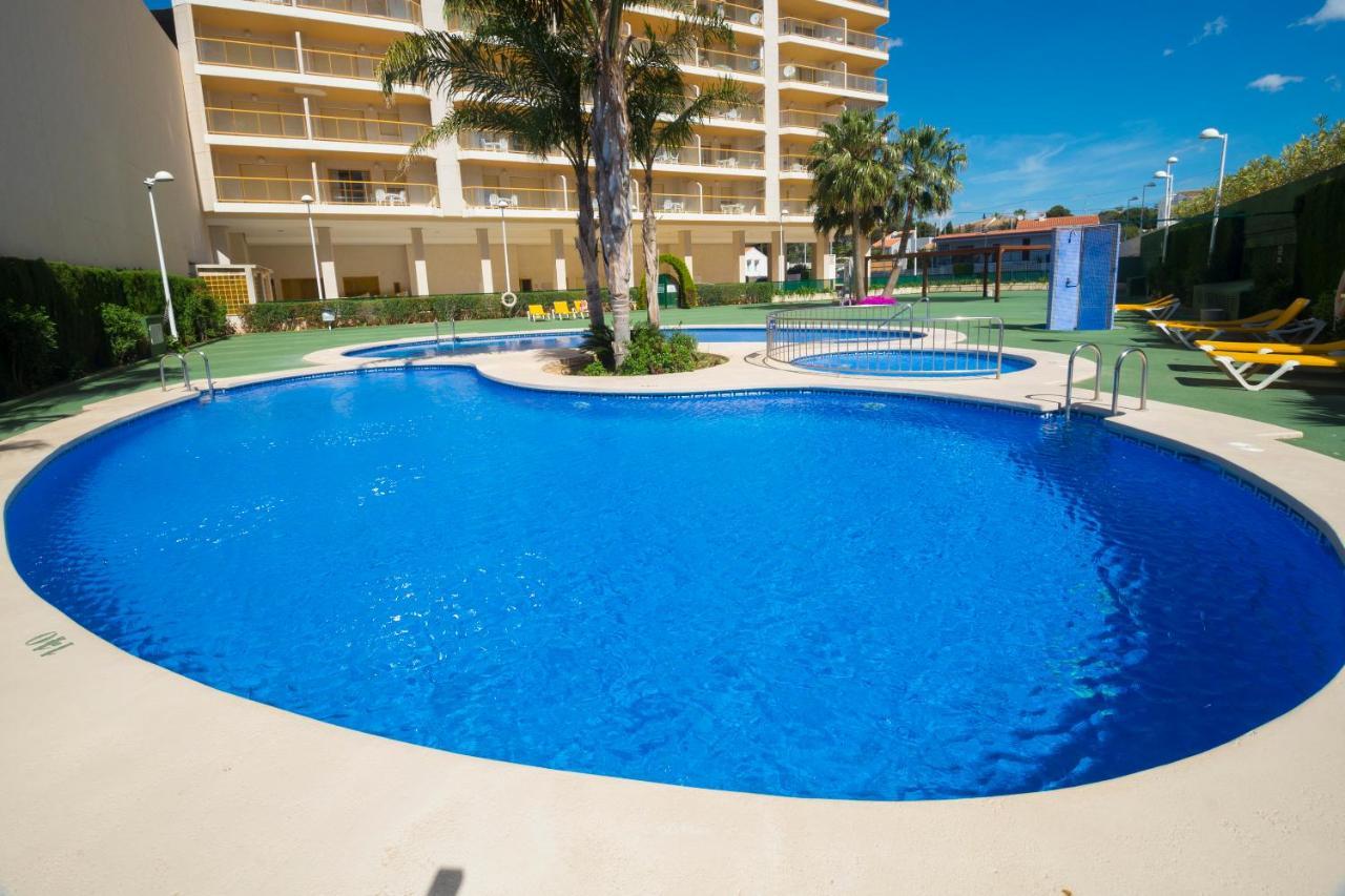 Apartamentos Ambar Beach Калпе Екстериор снимка