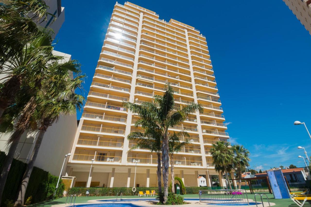 Apartamentos Ambar Beach Калпе Екстериор снимка