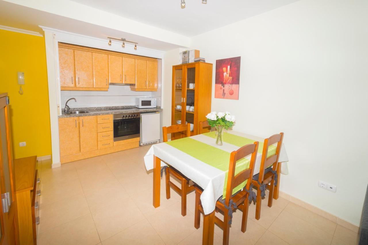 Apartamentos Ambar Beach Калпе Екстериор снимка